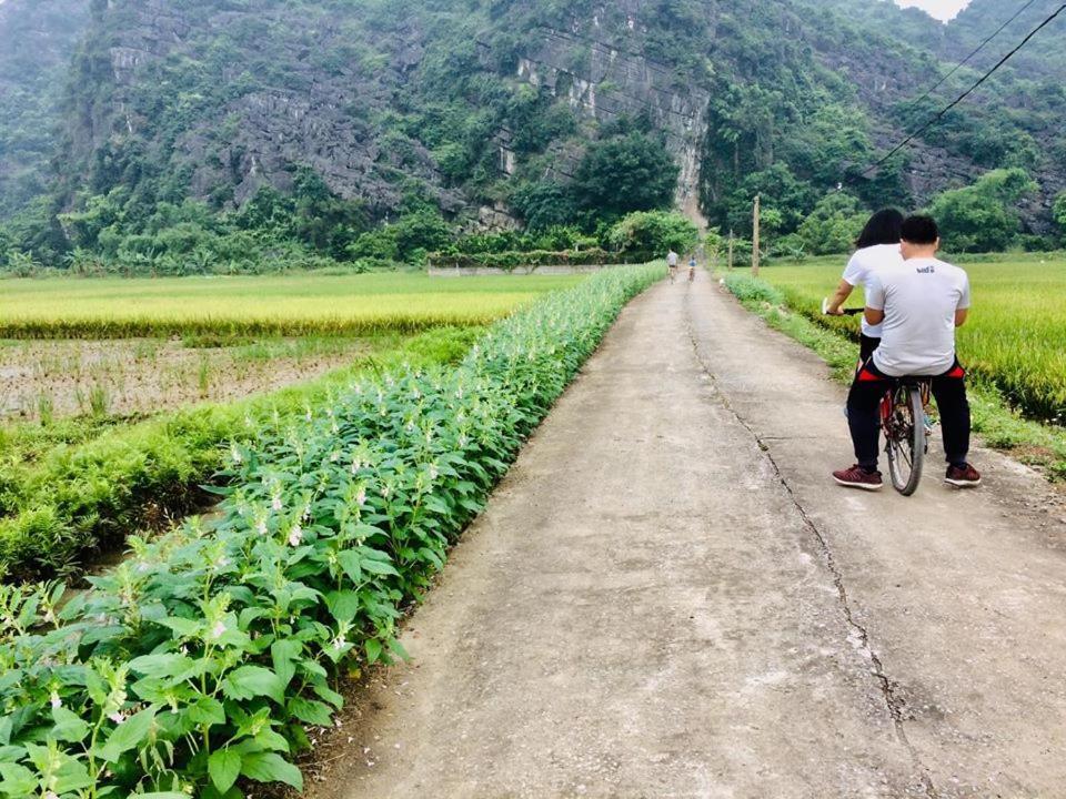 Trang An Precious Homestay นิญบิ่ญ ภายนอก รูปภาพ